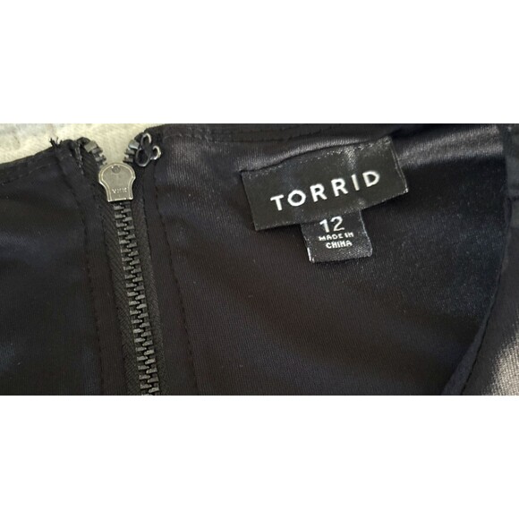 Torrid Dress Women's Size 12 Black Sleeveless Floral Flocked Fit and Flare Party - Picture 8 of 8